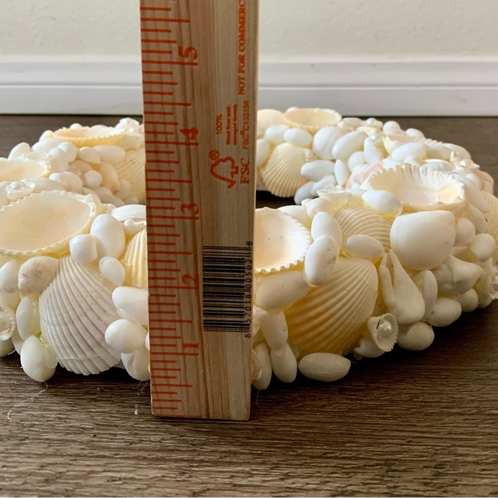 Pearline’s Seashell Wreath D 11” - Picture 3 of 13